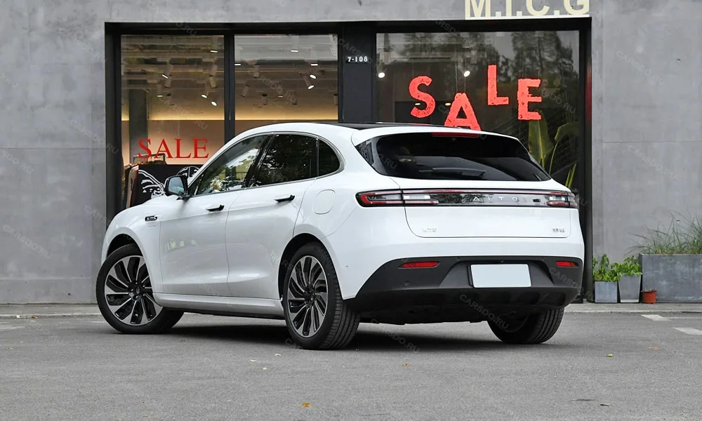 AITO M5