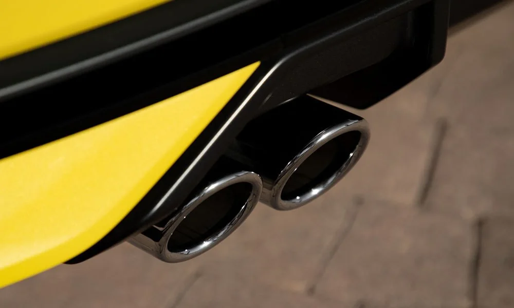 Фото Audi A1 Sportback — вид сзади, фото 7. Графика фонарей, бампер и оформление пятой двери Audi A1 Sportback — вид сзади, фото 7
