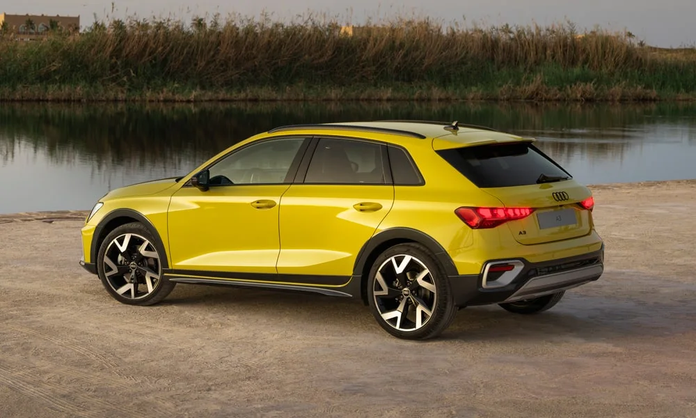 Audi A3 Allstreet (2024) — вид сзади