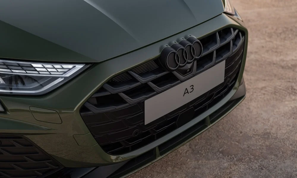 Фото Audi A3 Sportback — вид спереди, фото 6. Оптика, решётка и бампер — первое впечатление о модели Audi A3 Sportback — вид спереди, фото 6