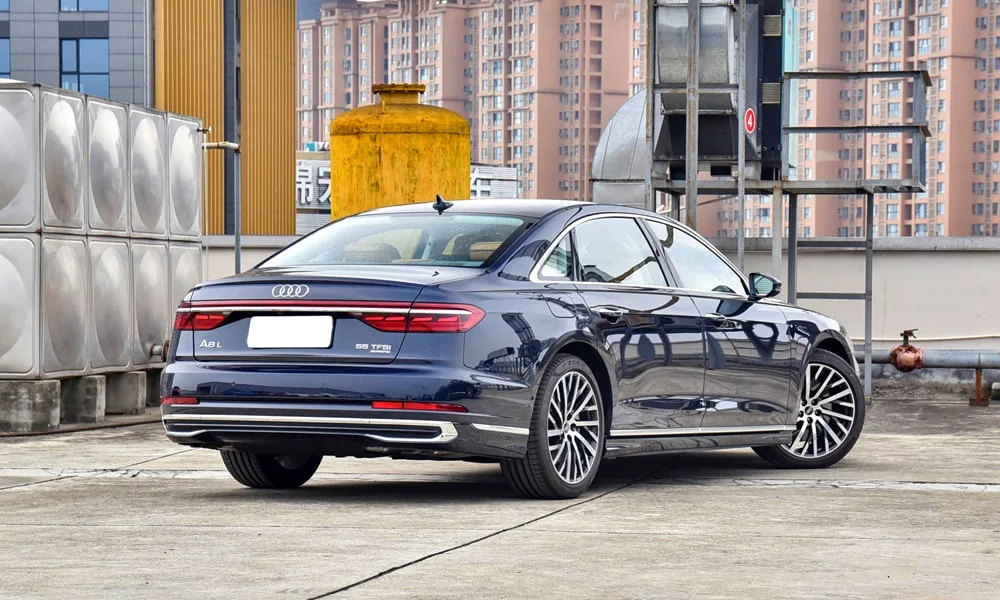 Audi A8 L
