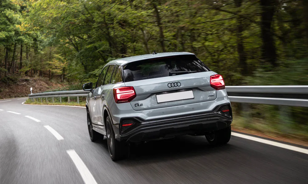 Audi Q2 — вид сзади, фото 2