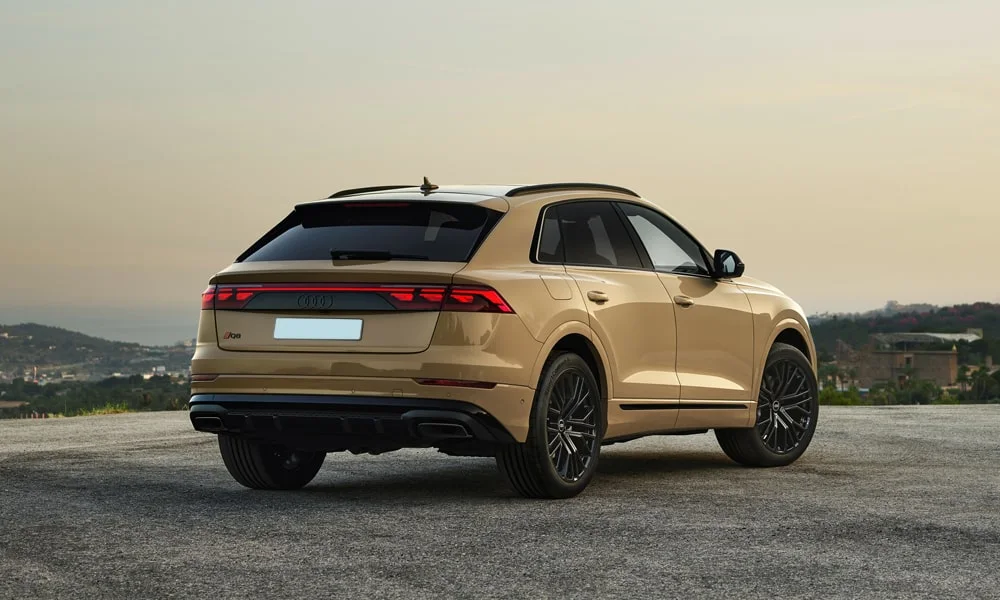 Audi Q8 (2024) — вид сзади, фото 3