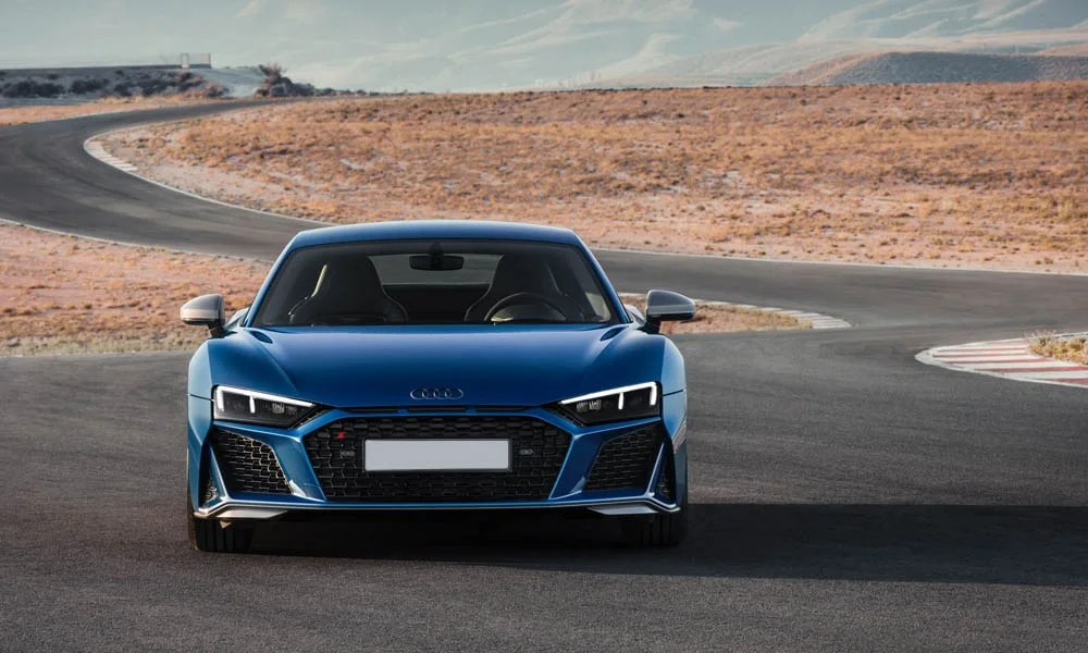 Audi R8 (2024) — вид спереди, фото 3