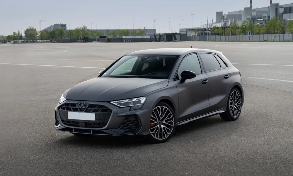 Audi S3 Sportback (2024) — вид спереди, фото 3