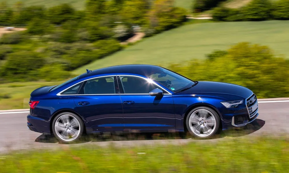 Audi S6 — вид сбоку, фото 2