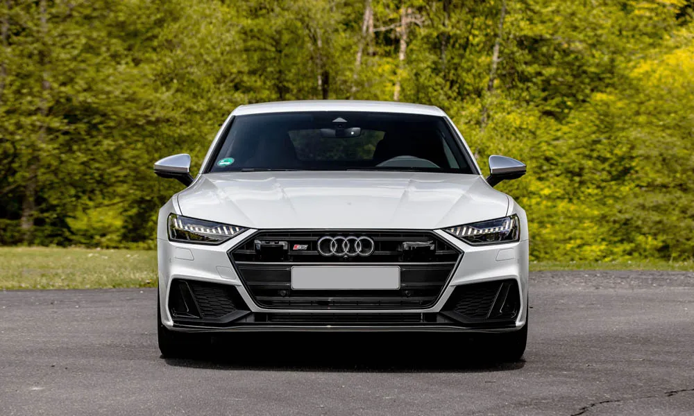 Audi S7 Sportback — вид спереди, фото 3