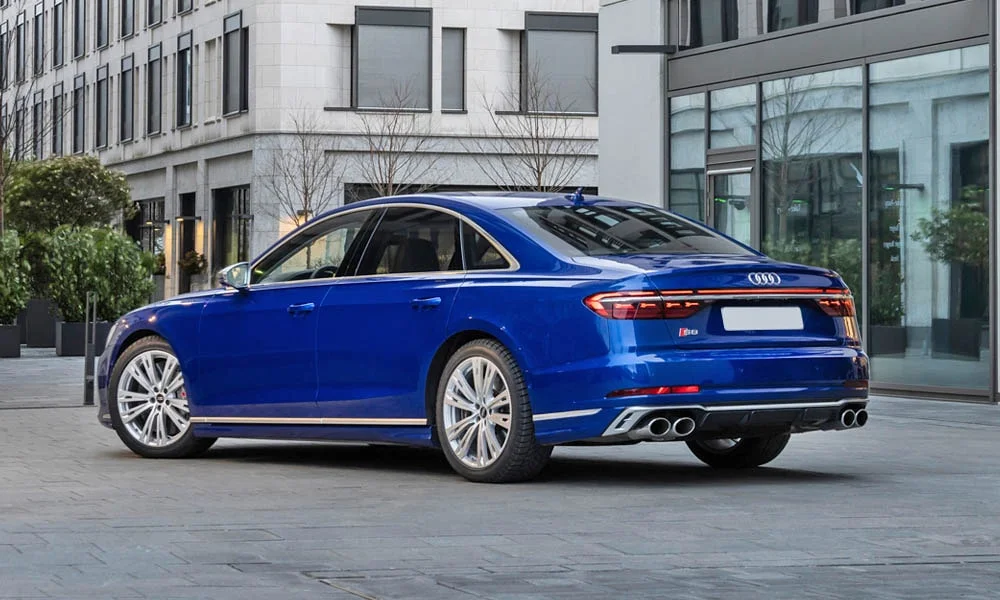 Audi S8