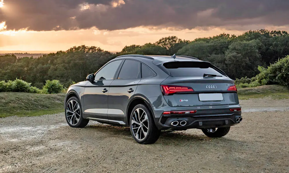 Audi SQ5 Sportback — вид сзади, фото 3