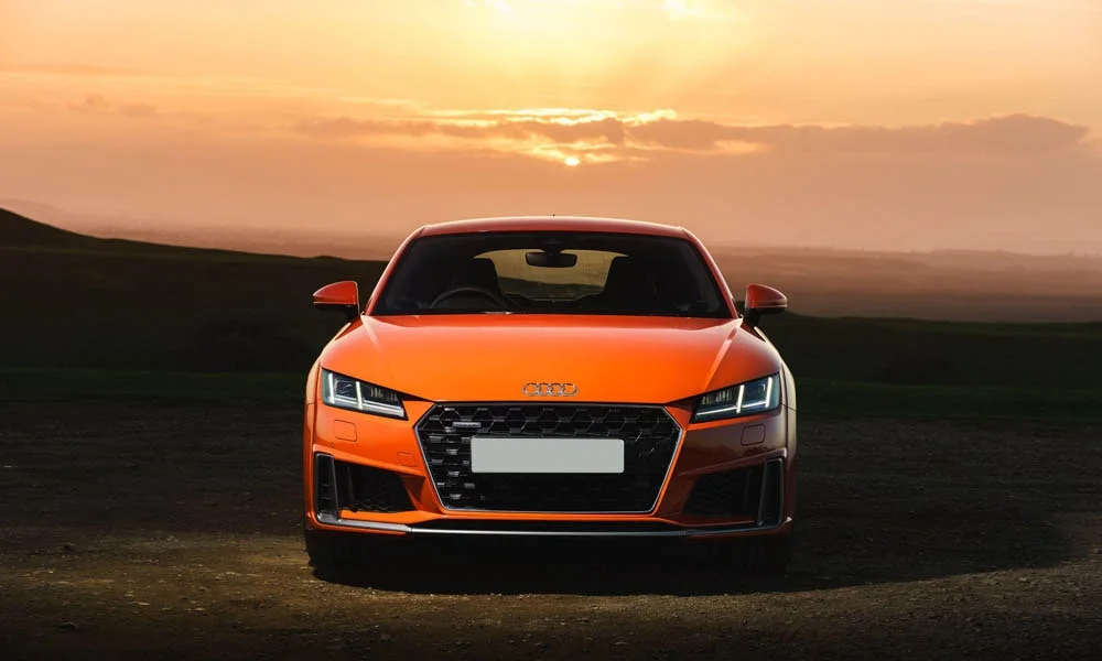 Audi TT — вид спереди, фото 3