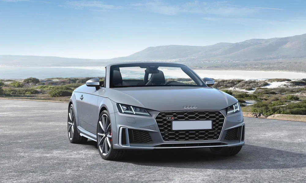 Audi TTS — вид спереди, фото 12
