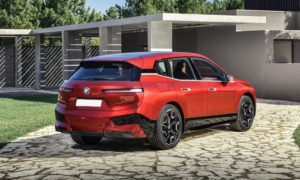 BMW iX