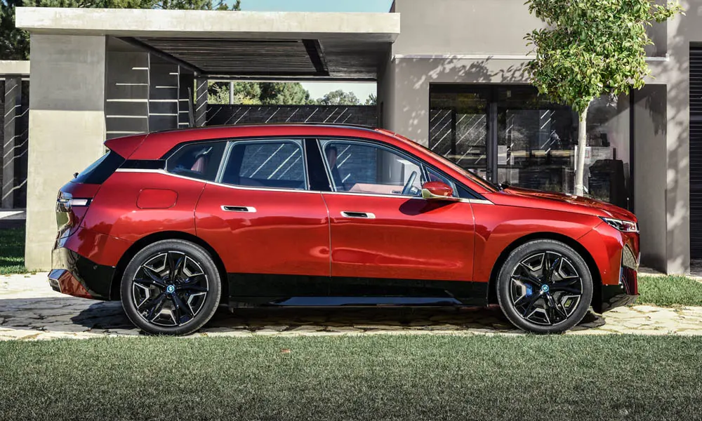 BMW iX
