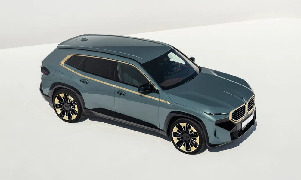 BMW XM (2024) — крыша