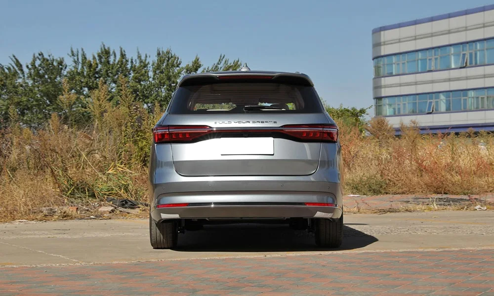 BYD Song Max (2024) — вид сзади, фото 2