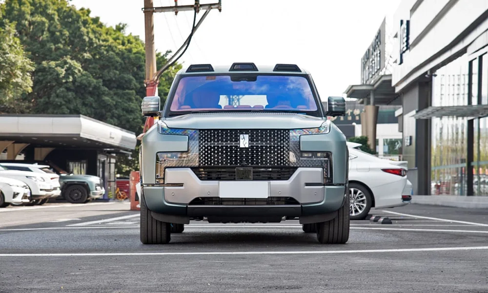 BYD Yangwang U8 (2024) — экстерьер