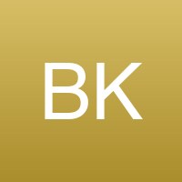 Максим Крючков