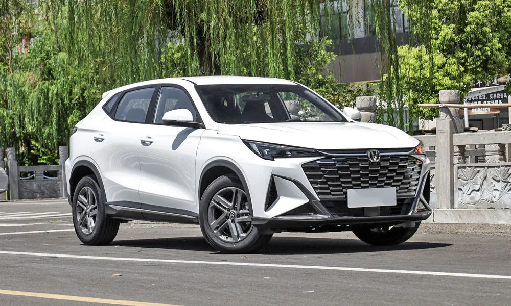Changan CS35 Max (2026) — вид спереди