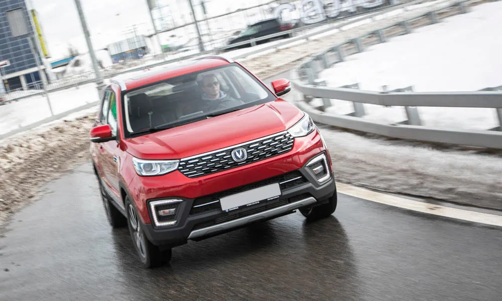 Changan CS55 — вид спереди, фото 4