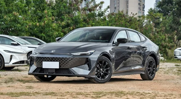 Changan UNI-V