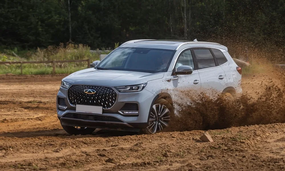 Фото Chery Tiggo 8 Pro Max (2022) — вид спереди, фото 9. Оптика, решётка и бампер — первое впечатление о модели Chery Tiggo 8 Pro Max (2022) — вид спереди, фото 9