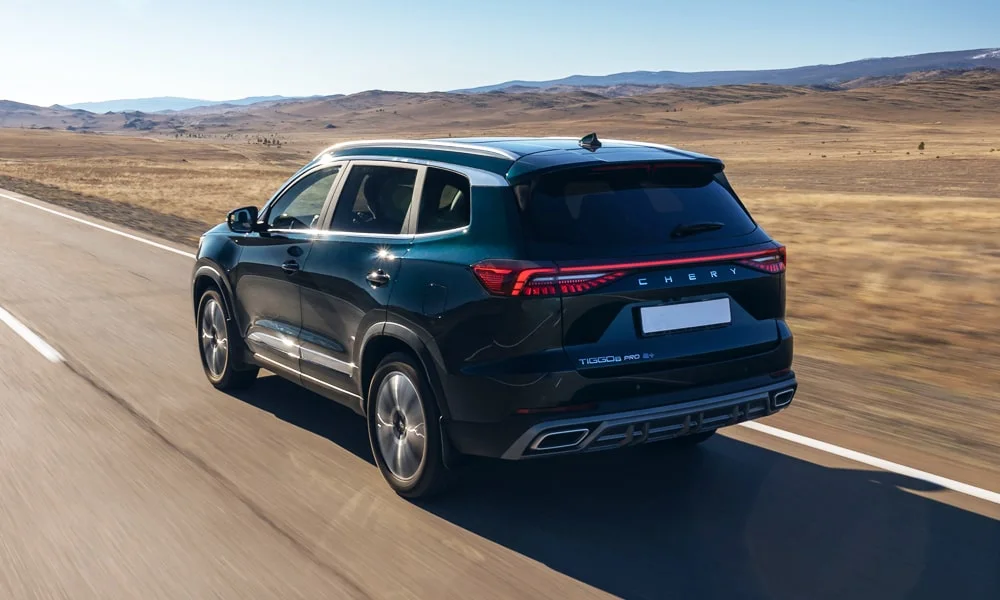 Фото Chery Tiggo 8 Pro Plug-in Hybrid (2023) — вид сзади, фото 6. Графика фонарей, бампер и оформление пятой двери Chery Tiggo 8 Pro Plug-in Hybrid (2023) — вид сзади, фото 6