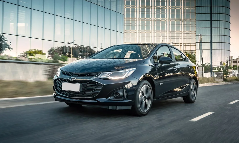 Chevrolet Cruze — вид спереди, фото 2