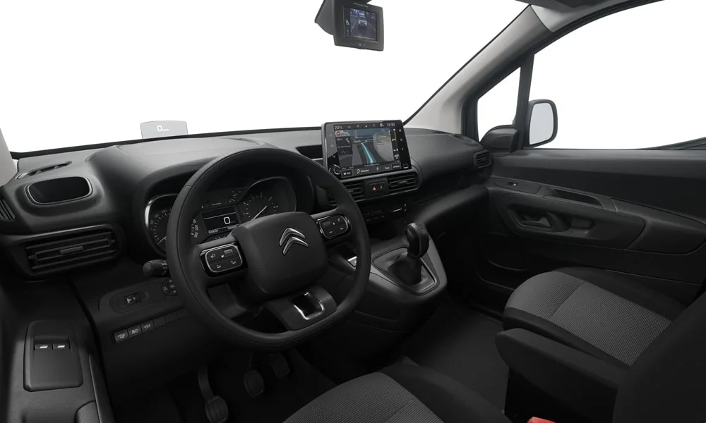 Фото Citroen Berlingo (2024) — руль, фото 2. Обшивка обода и компоновка спиц крупным планом Citroen Berlingo (2024) — руль, фото 2