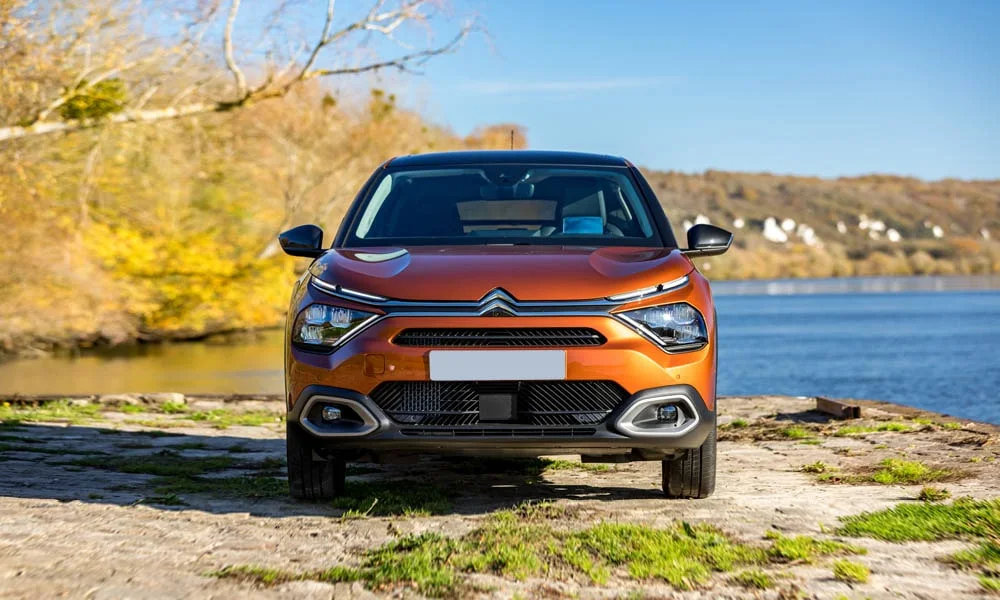 Citroen C4 — вид спереди, фото 11