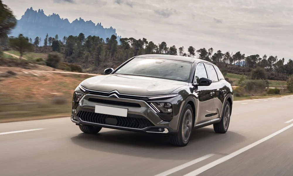 Citroen C5 (2024) — вид спереди, фото 2