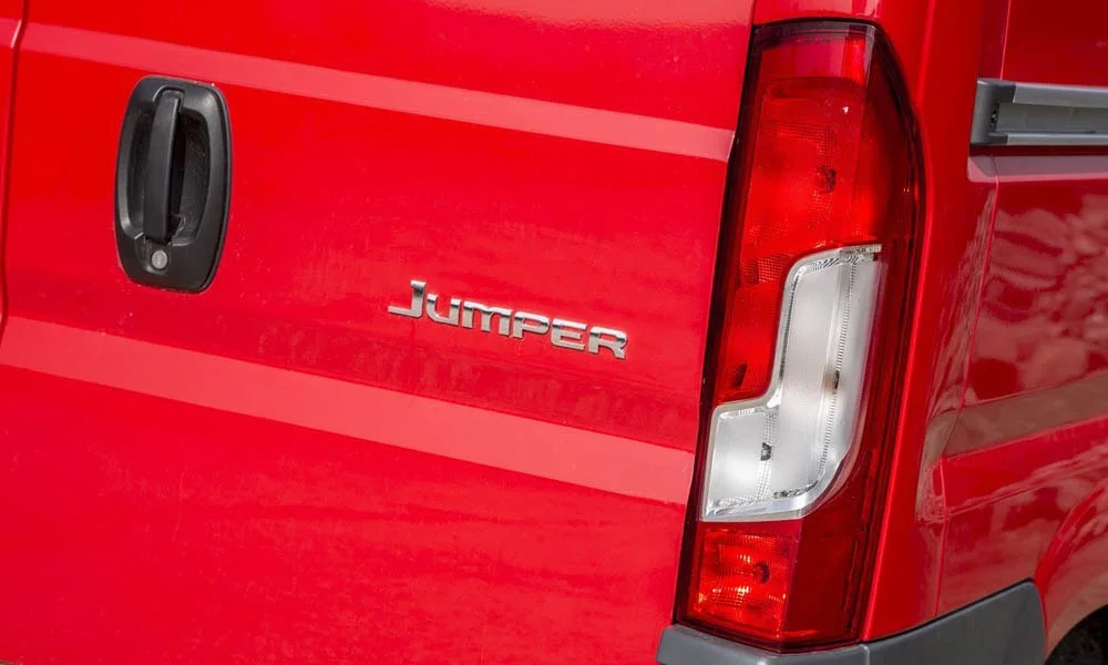 Фото Citroen Jumper — экстерьер. Фрагмент кузова: фактура и исполнение детали Citroen Jumper — экстерьер