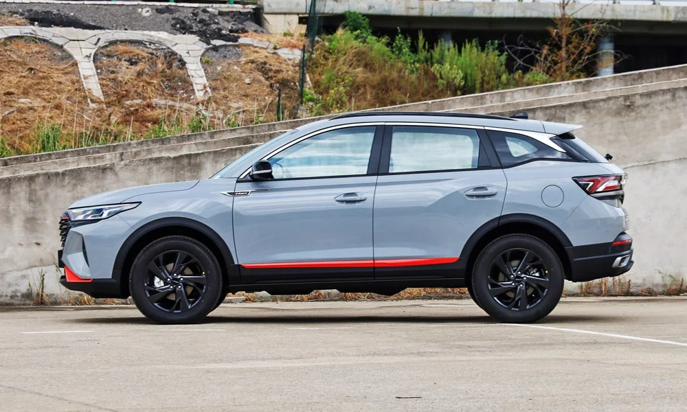 Dongfeng AX7