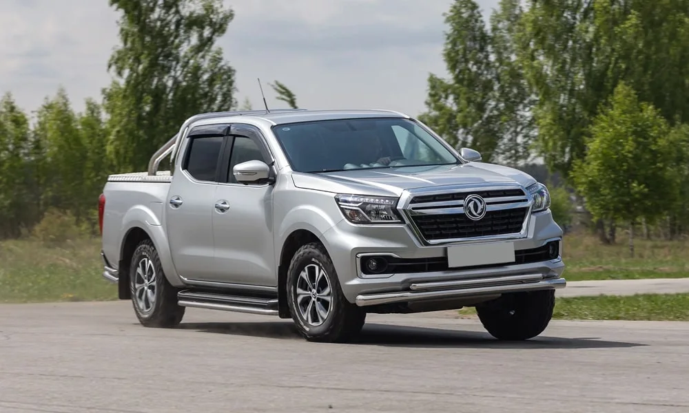 Dongfeng DF6 (2023) — вид спереди, фото 3