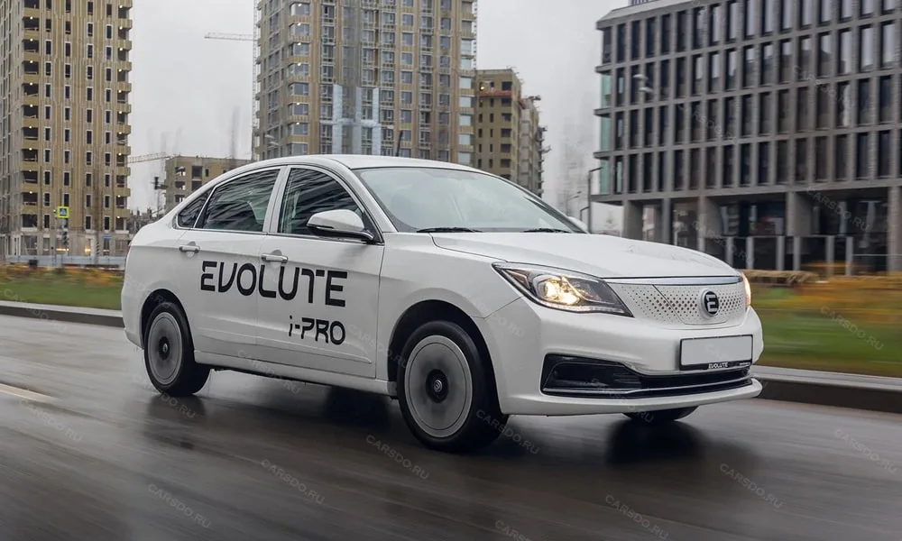Evolute i-Pro (2022) — вид сбоку