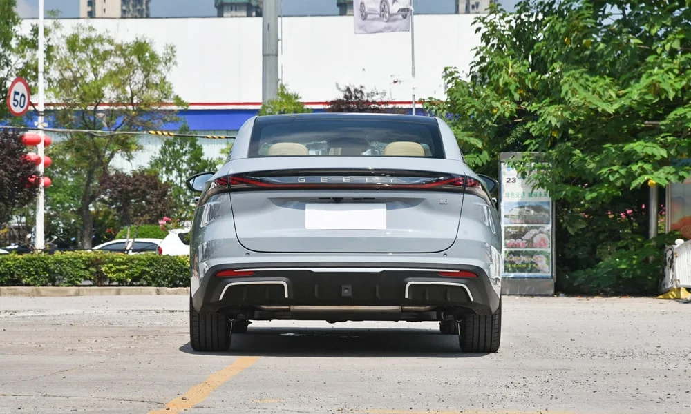 Geely Galaxy L6