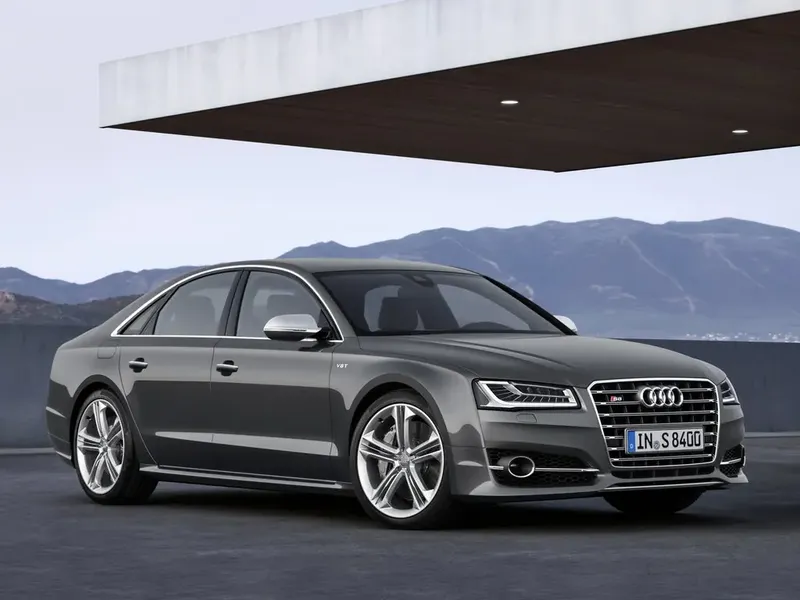Audi S8 рестайлинг 2013, седан, 3 поколение, D4 (11.2013 - 12.2017)