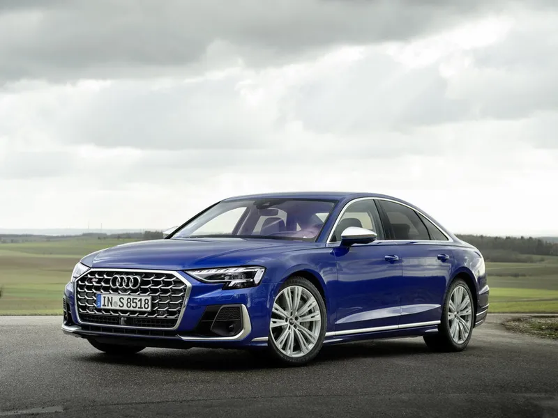 Audi S8