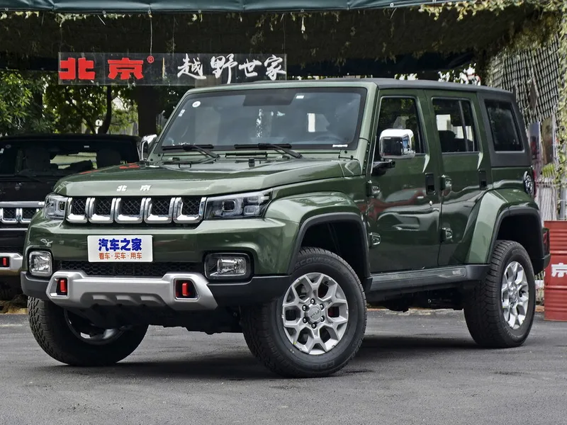 BAIC BJ40 Plus 2018, джип/suv 5 дв., 1 поколение (05.2018 - 03.2021)