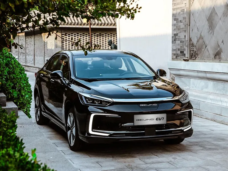 BAIC EU7