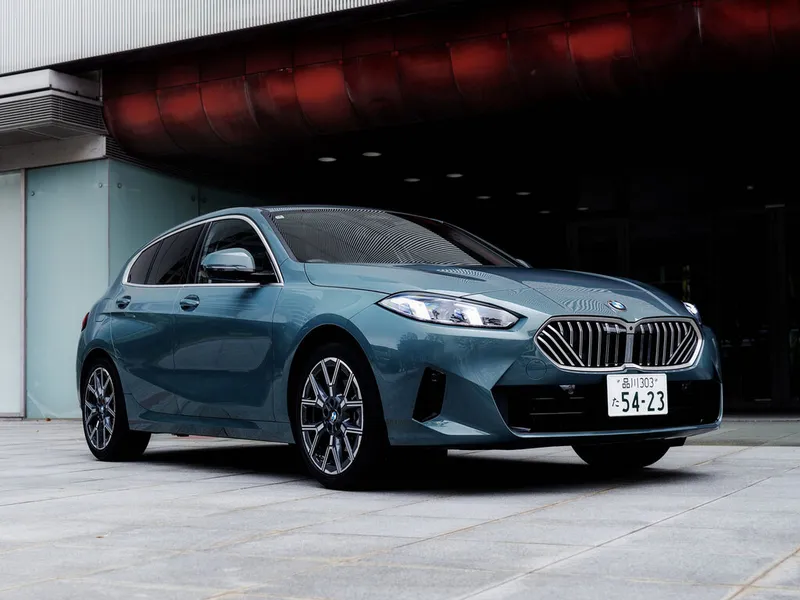 BMW 1-Series 2024, хэтчбек 5 дв., 4 поколение, F70 (11.2024 - н.в.)
