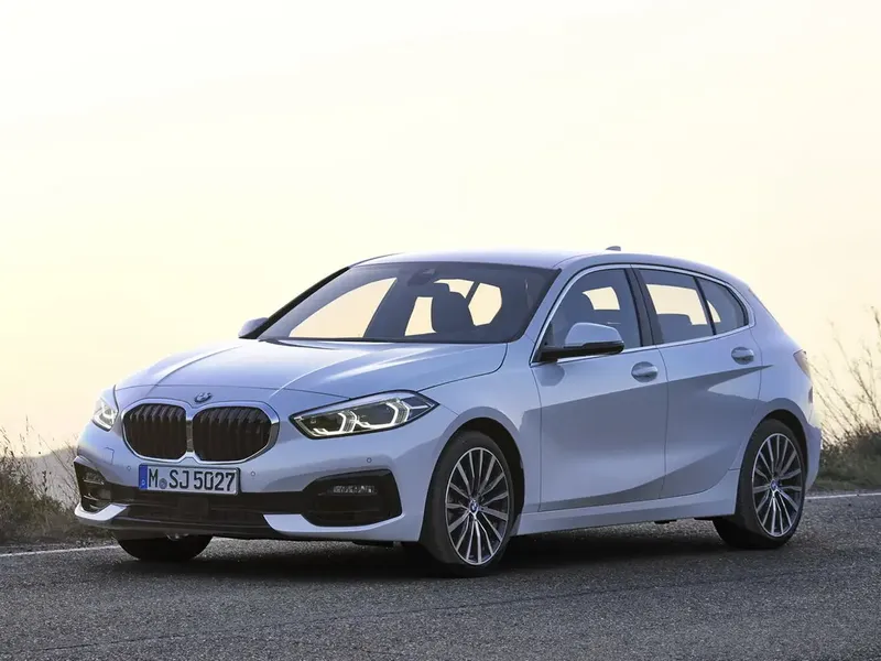 BMW 1-Series 2019, хэтчбек 5 дв., 3 поколение, F40 (05.2019 - 07.2024)