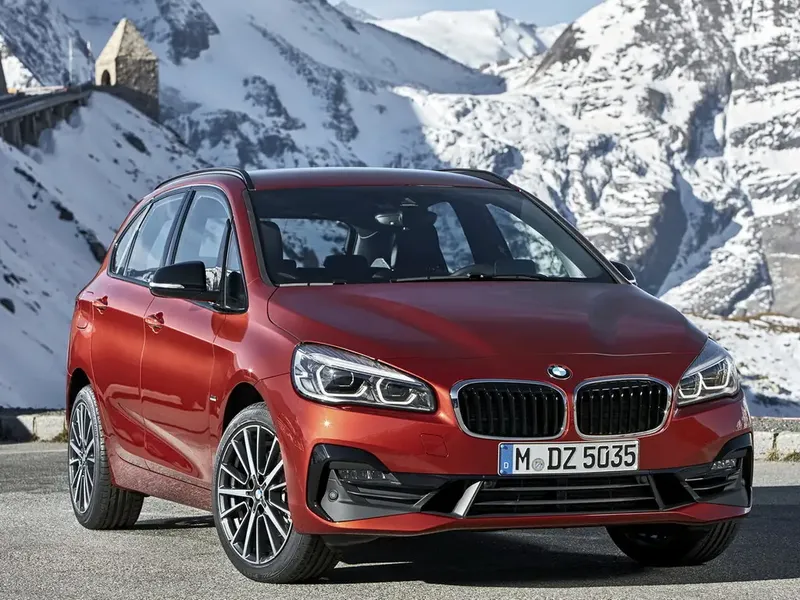 BMW 2-Series Active Tourer рестайлинг 2018, хэтчбек 5 дв., 1 поколение, F45 (01.2018 - 04.2020)