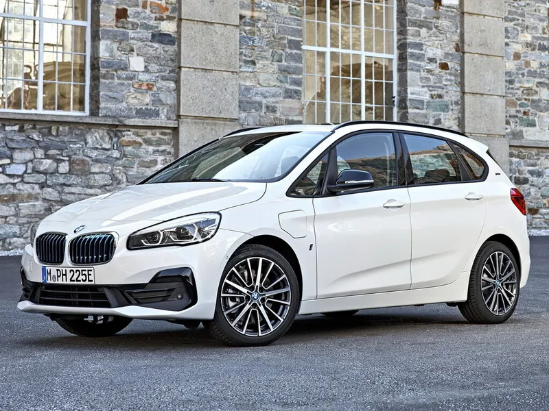 BMW 2-Series Active Tourer рестайлинг 2018, хэтчбек 5 дв., 1 поколение, F45 (01.2018 - 10.2021)