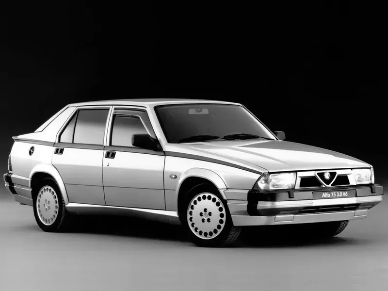 Alfa Romeo 75 рестайлинг 1988, седан, 1 поколение (09.1988 - 06.1992)