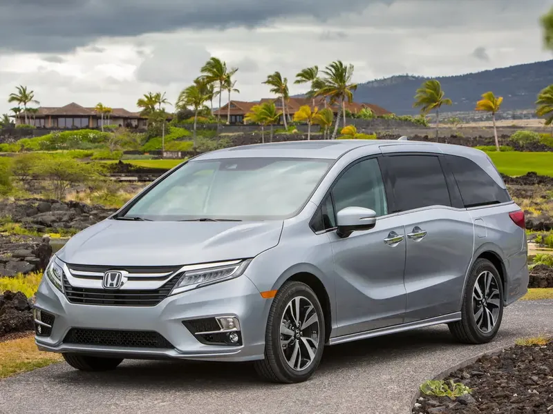 Honda Odyssey 2017, минивэн, 5 поколение, RL6 (01.2017 - 05.2020)
