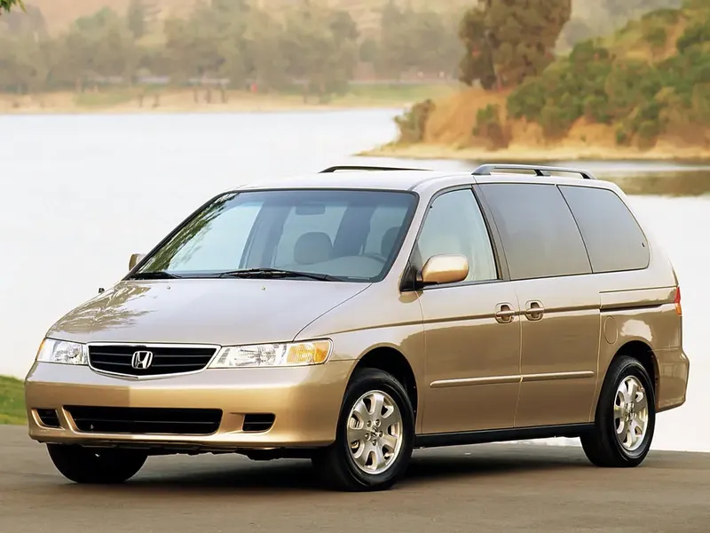 Honda Odyssey рестайлинг 2001, минивэн, 2 поколение, RL1 (08.2001 - 07.2004)