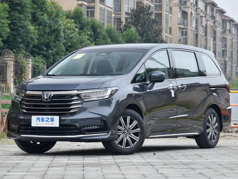 Honda Odyssey 3-й рестайлинг 2021, минивэн, 5 поколение (12.2021 - н.в.)