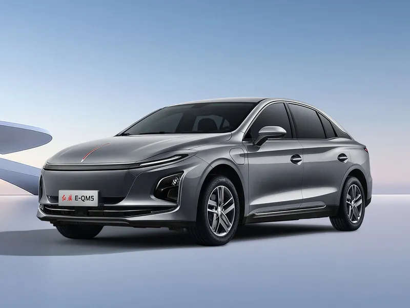 Hongqi E-QM5 рестайлинг 2025, седан, 1 поколение (05.2025 - н.в.)