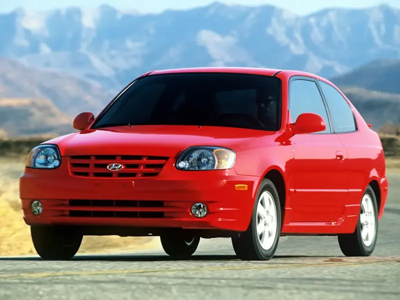 Hyundai Accent рестайлинг 2003, хэтчбек 3 дв., 2 поколение, LC2 (04.2003 - 03.2006)