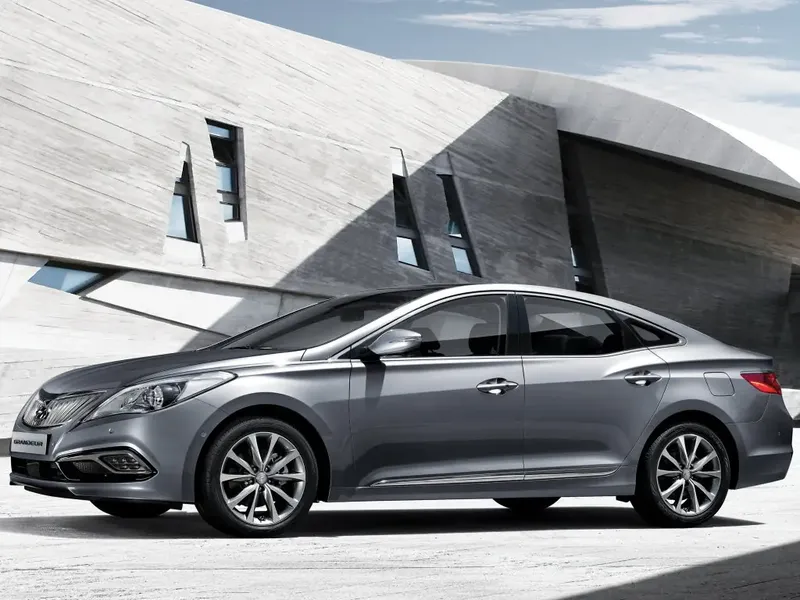 Hyundai Grandeur 2-й рестайлинг 2014, седан, 5 поколение, HG (06.2014 - 10.2016)